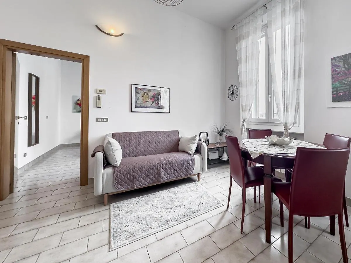 Realkasa Carracci Apartment Bologna 0*,