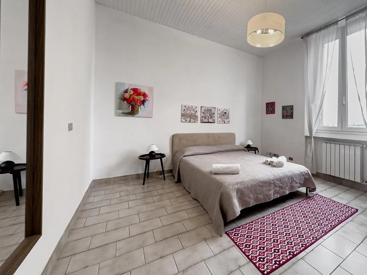 Realkasa Carracci Apartment Bologna