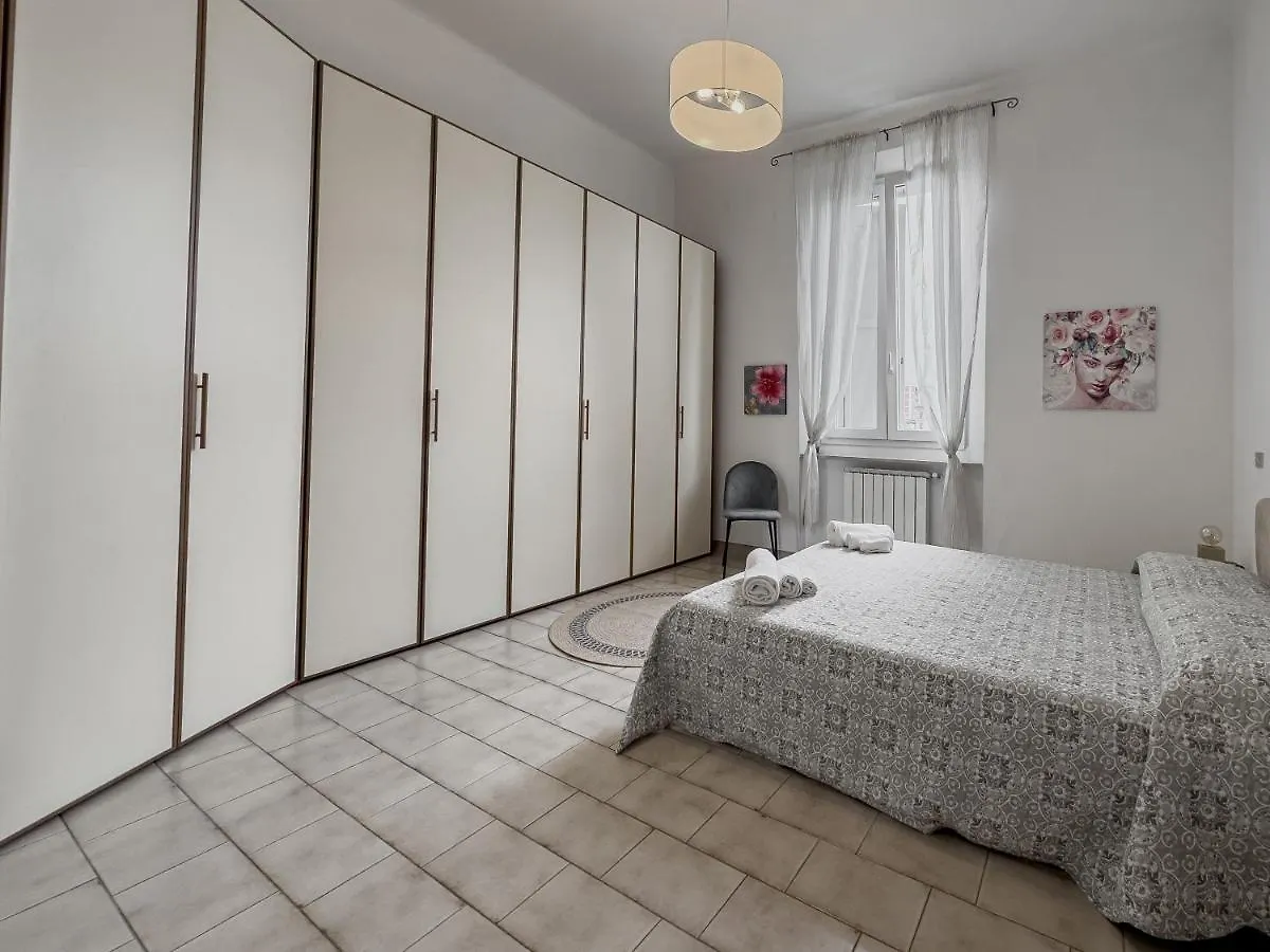 Realkasa Carracci Apartment Bologna Italy